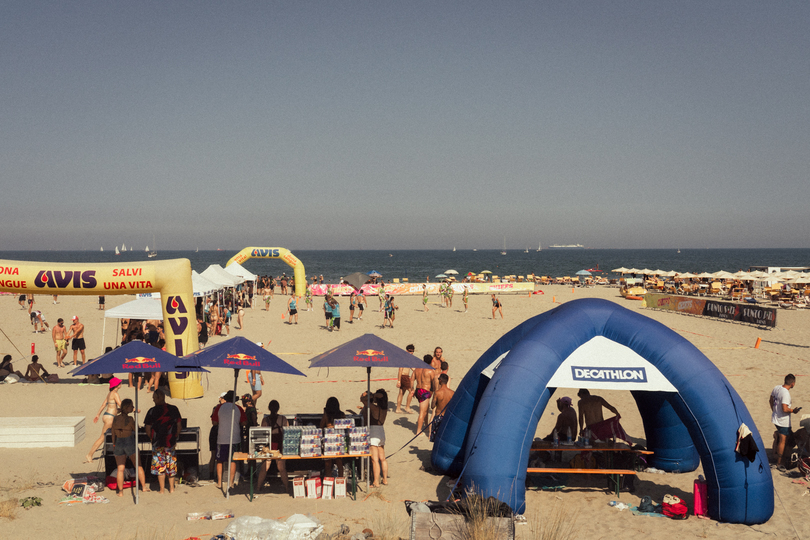 Panoramica di Chiefs a la Playa sulla spiaggia di Marina di Ravenna